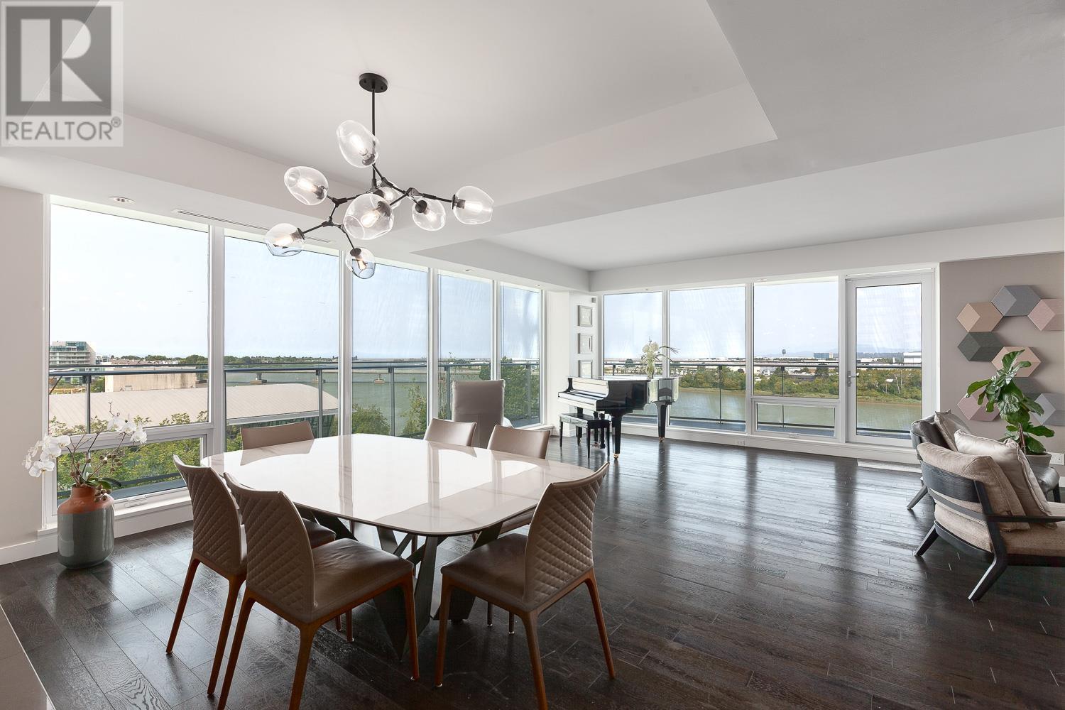 Listing Picture 2 of 40 : 701 6611 PEARSON WAY, Richmond / 烈治文 - 魯藝地產 Yvonne Lu Group - MLS Medallion Club Member