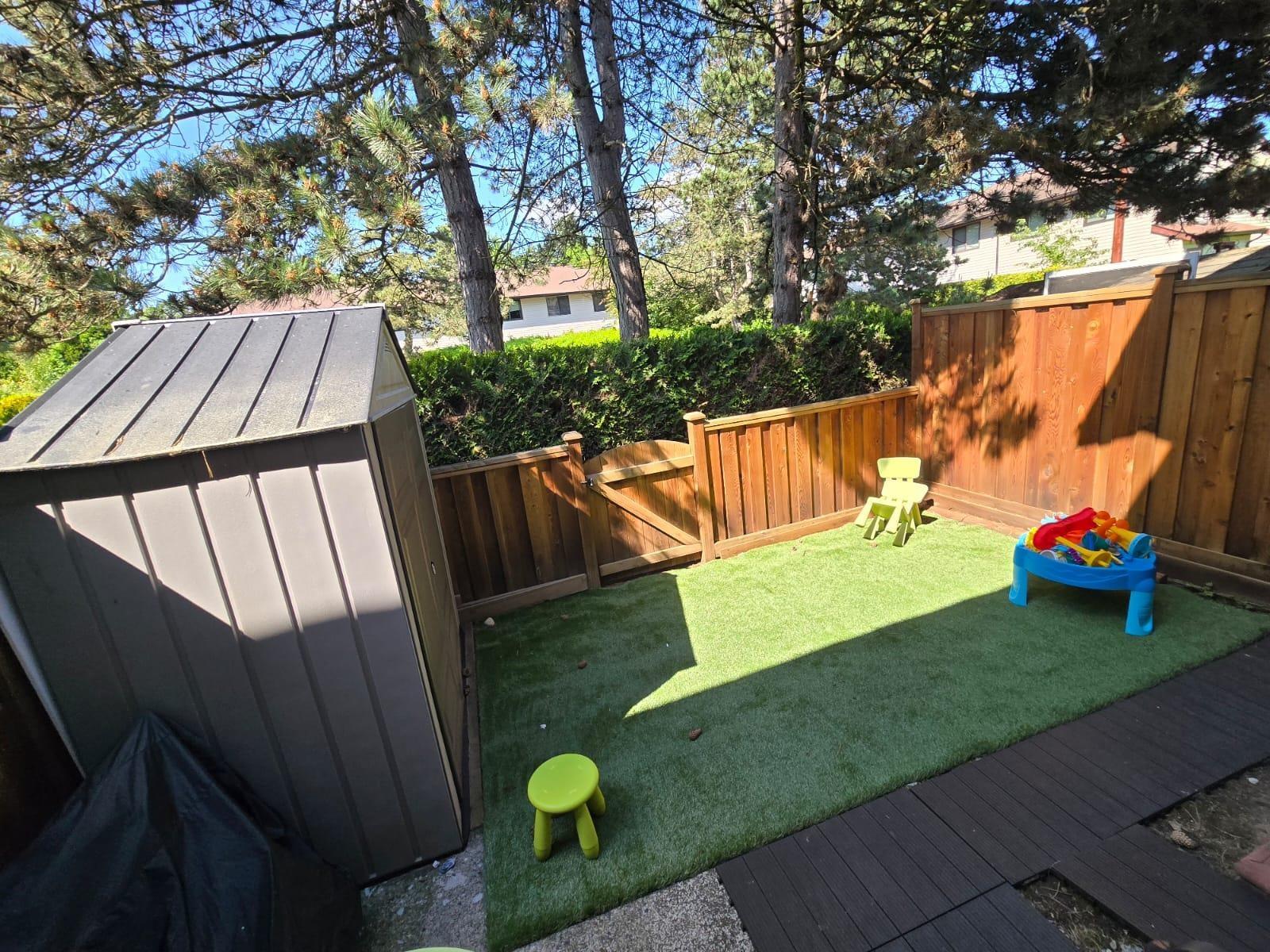 111 13880 74 AVENUE, surrey, British Columbia V3W7E6