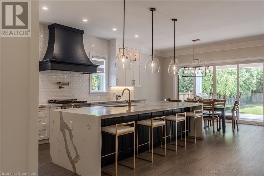 160 White Pines Drive, Burlington, Ontario  L7L 4E4 - Photo 8 - 40743968