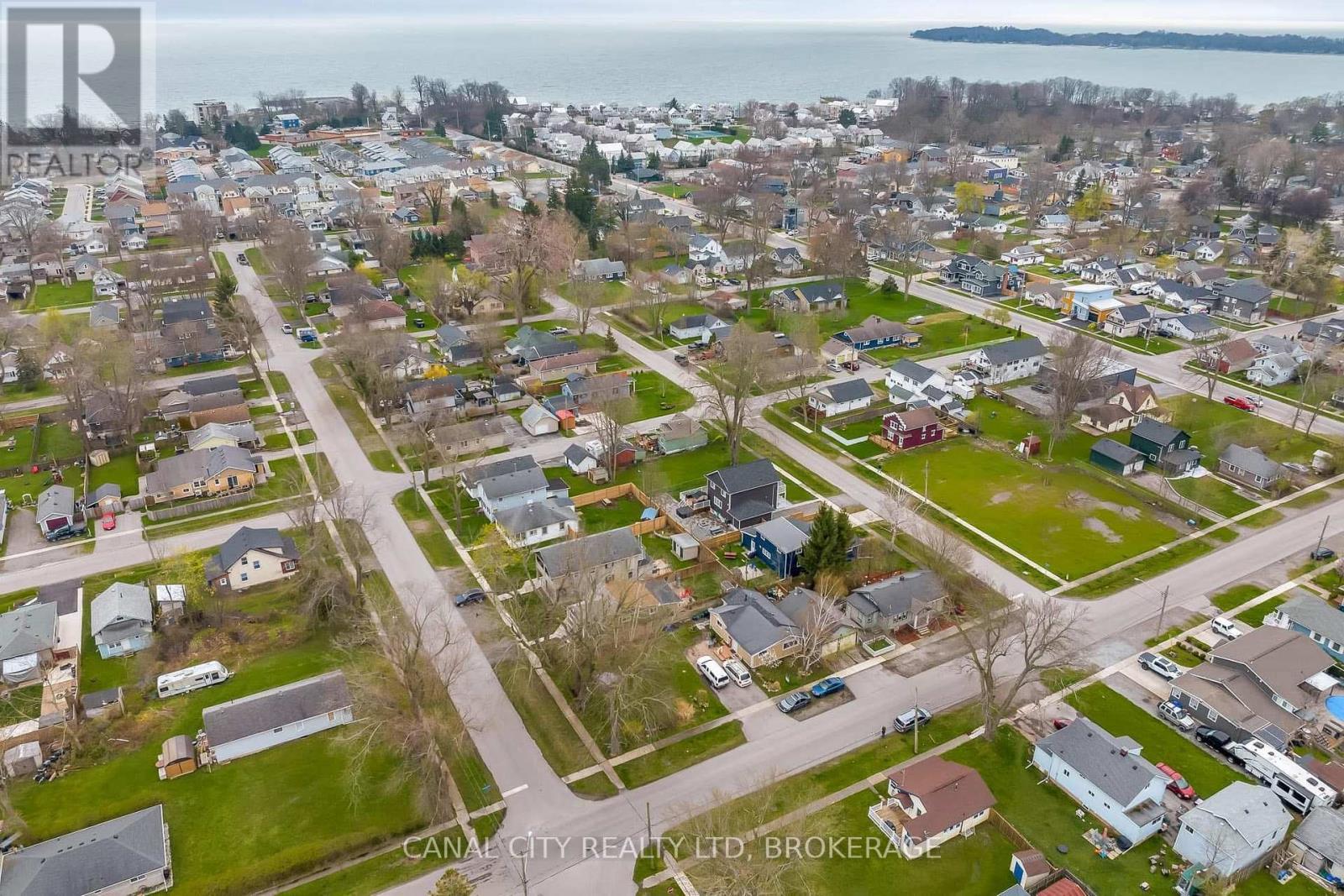 Pt Lt 286 Mathewson Avenue, Fort Erie, Ontario  L0S 1B0 - Photo 4 - X12241196