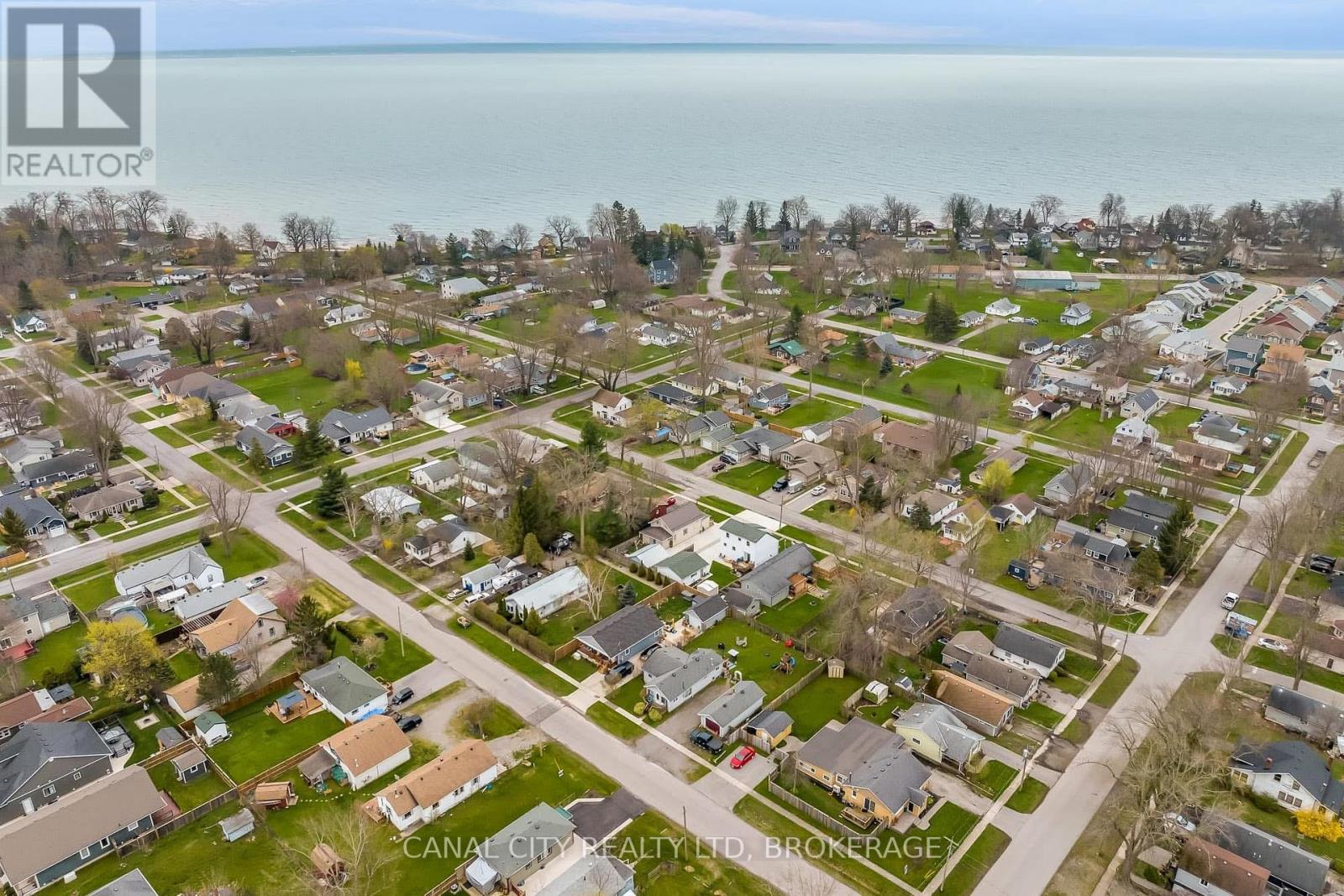 Pt Lt 286 Mathewson Avenue, Fort Erie, Ontario  L0S 1B0 - Photo 7 - X12241196
