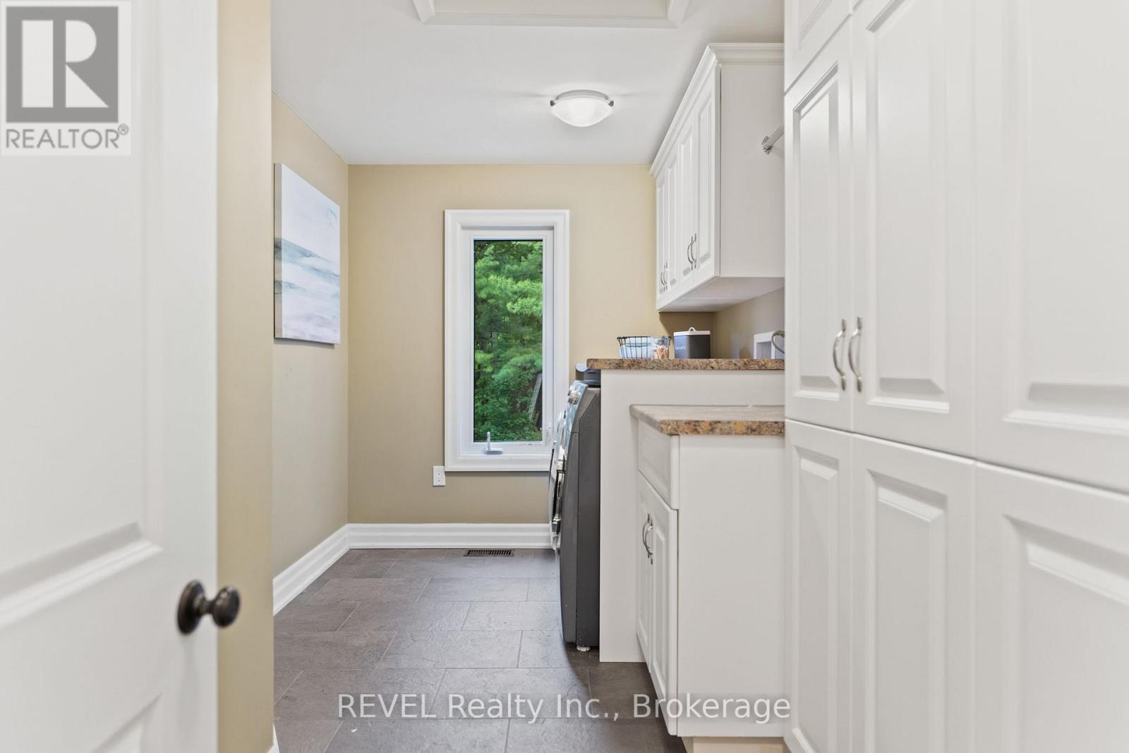 2027 Hansler Street, Pelham, Ontario  L0S 1M0 - Photo 24 - X12241222
