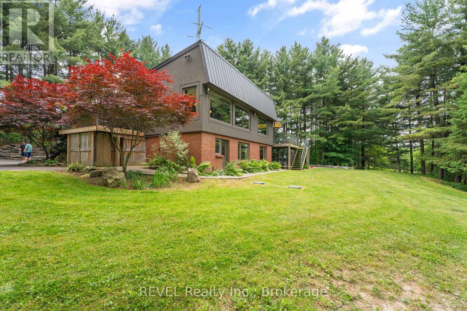 2027 Hansler Street, Pelham, Ontario  L0S 1M0 - Photo 42 - X12241222