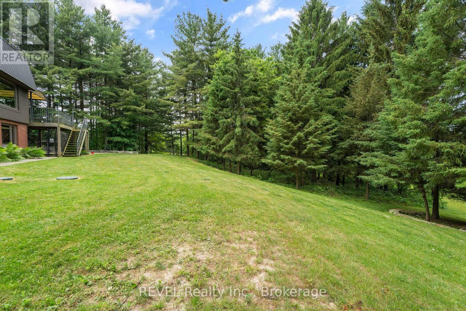 2027 Hansler Street, Pelham, Ontario  L0S 1M0 - Photo 44 - X12241222
