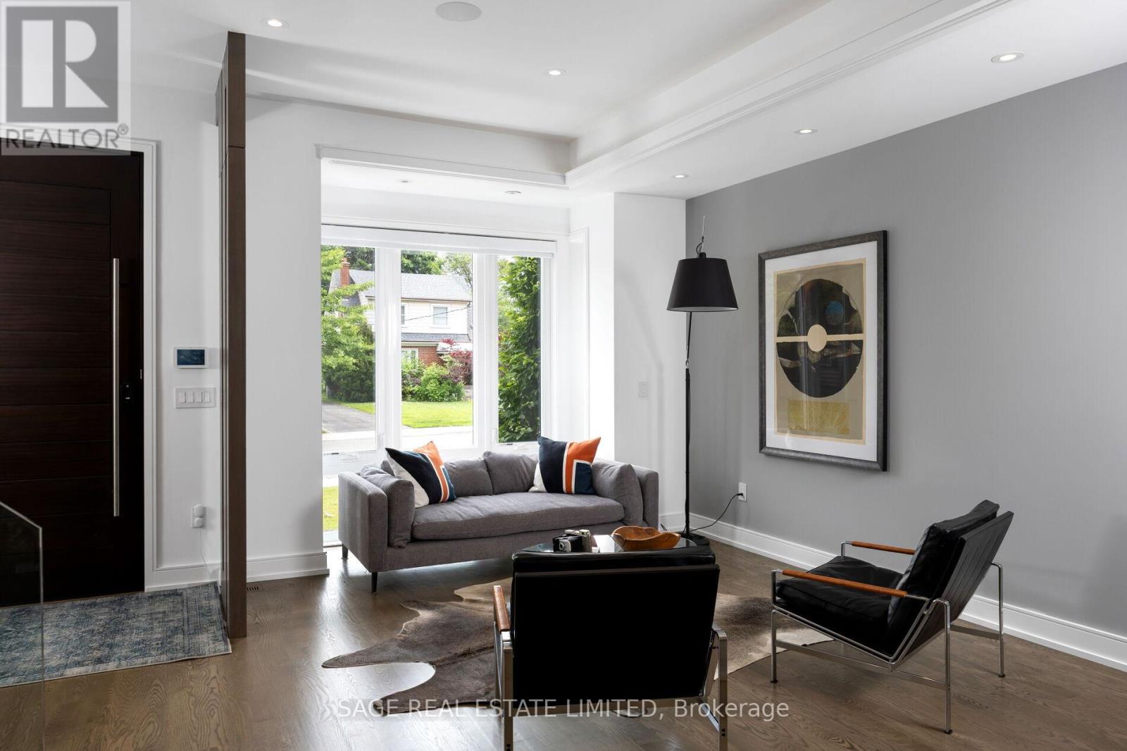 Property at 24 SQUIRES AVENUE image 3