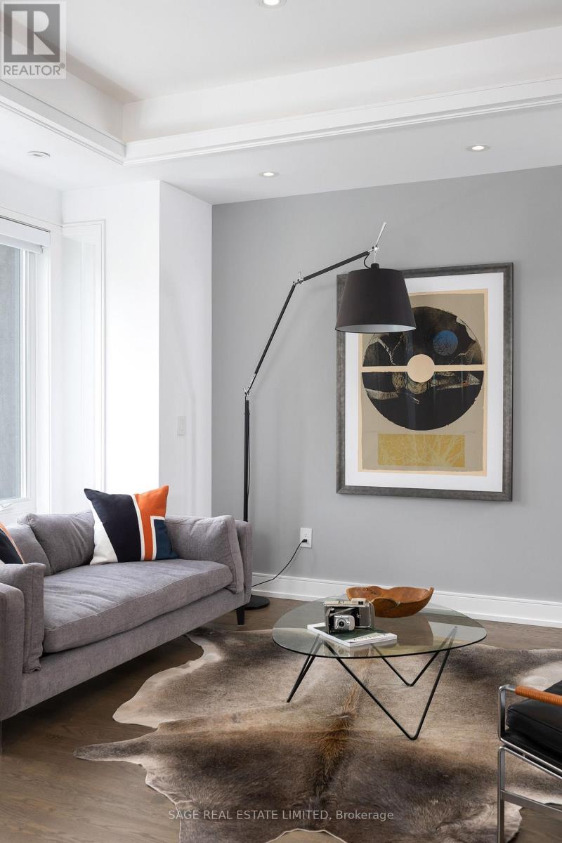 Property at 24 SQUIRES AVENUE image 4