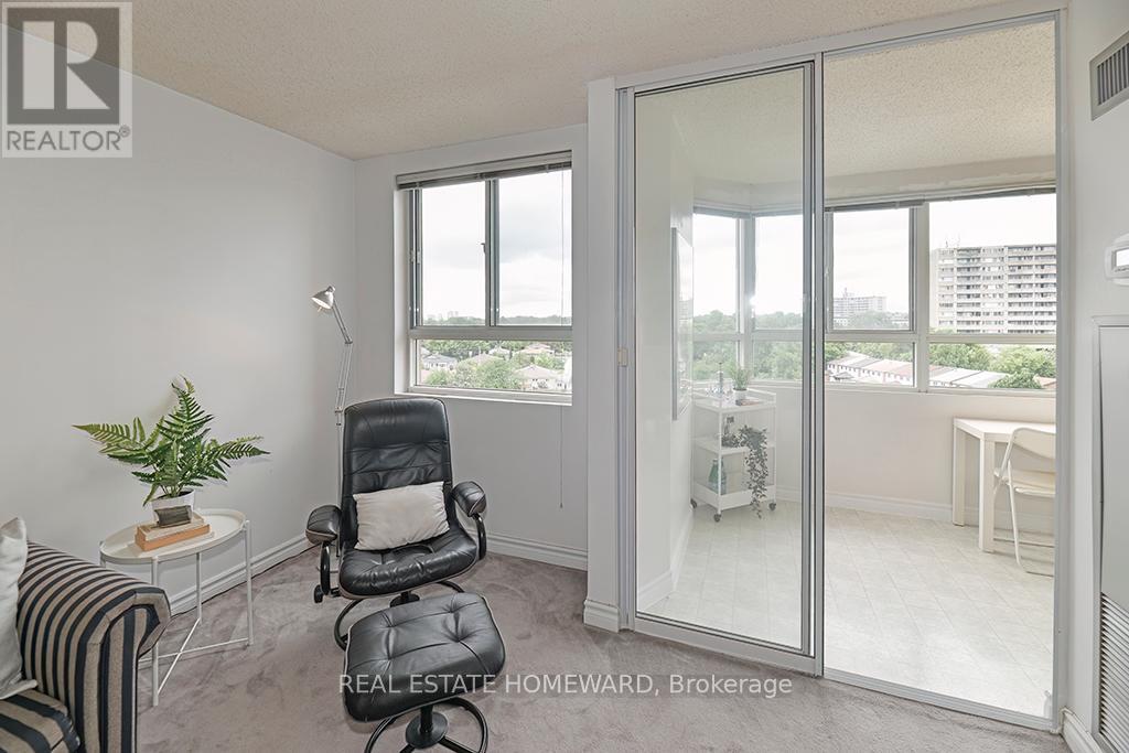 1208 - 4 Park Vista Drive, Toronto, Ontario  M4B 3M8 - Photo 14 - E12241194