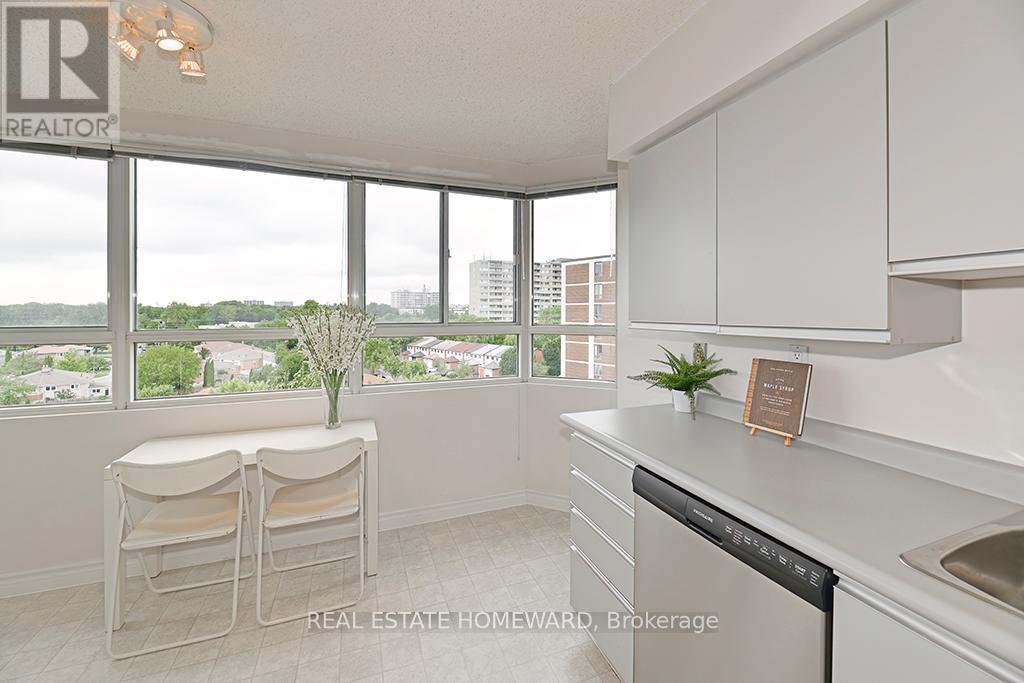 1208 - 4 Park Vista Drive, Toronto, Ontario  M4B 3M8 - Photo 5 - E12241194