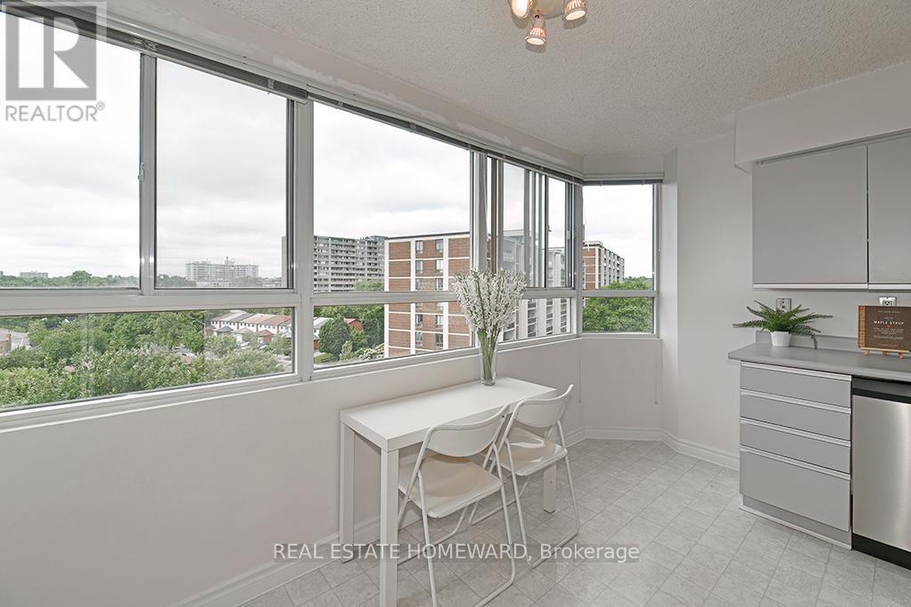1208 - 4 Park Vista Drive, Toronto, Ontario  M4B 3M8 - Photo 6 - E12241194