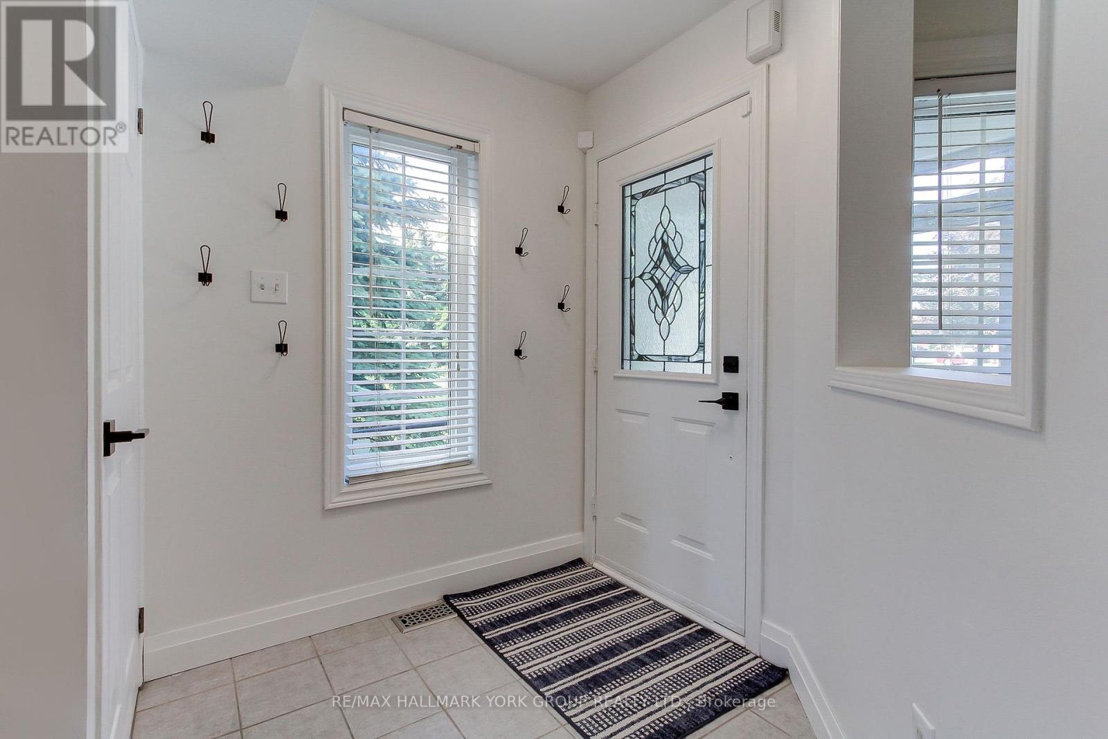 Property at 316 PINNACLE TRAIL image 4