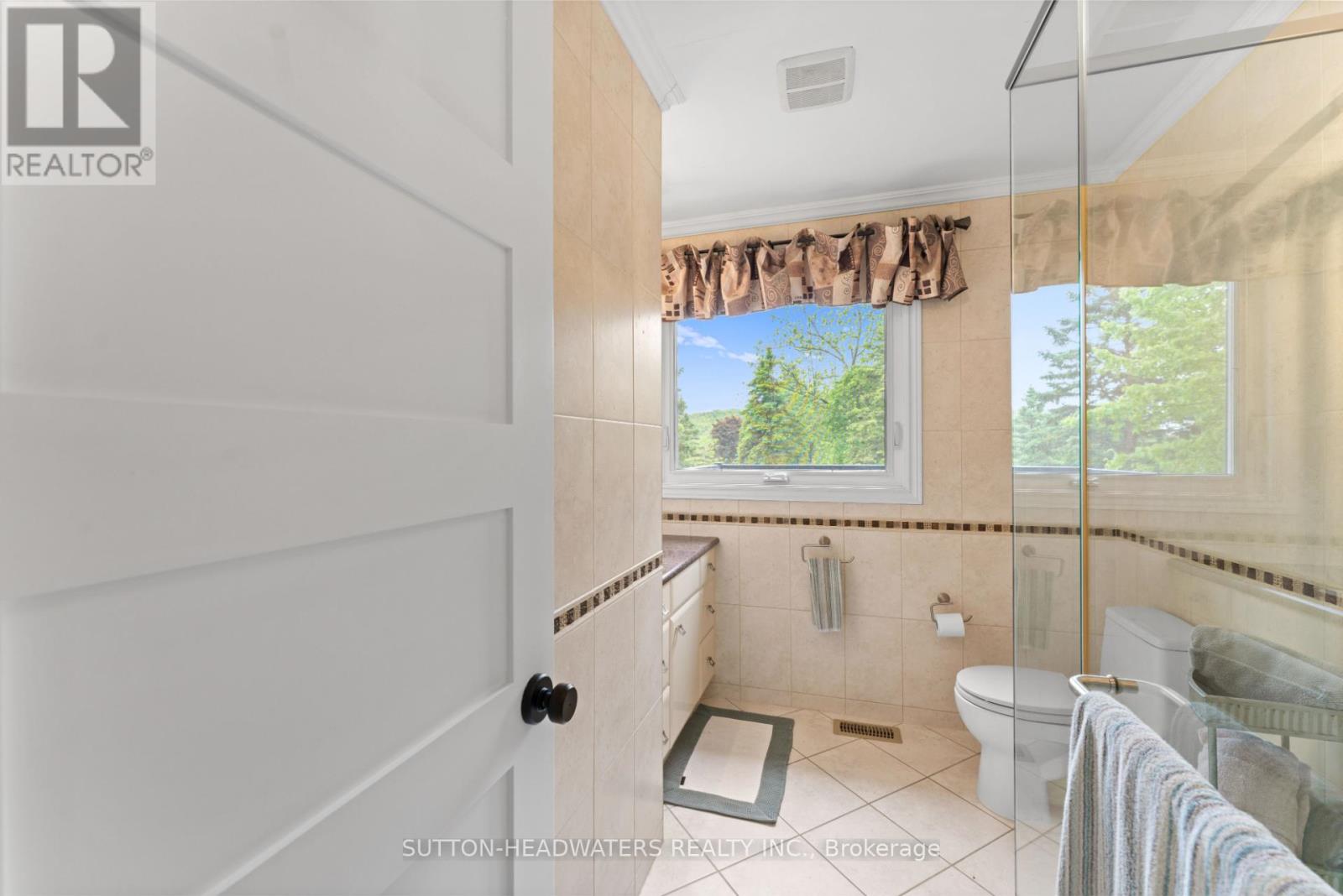 15415 Clayhill Road, Halton Hills, Ontario  L7G 4S8 - Photo 24 - W12205695