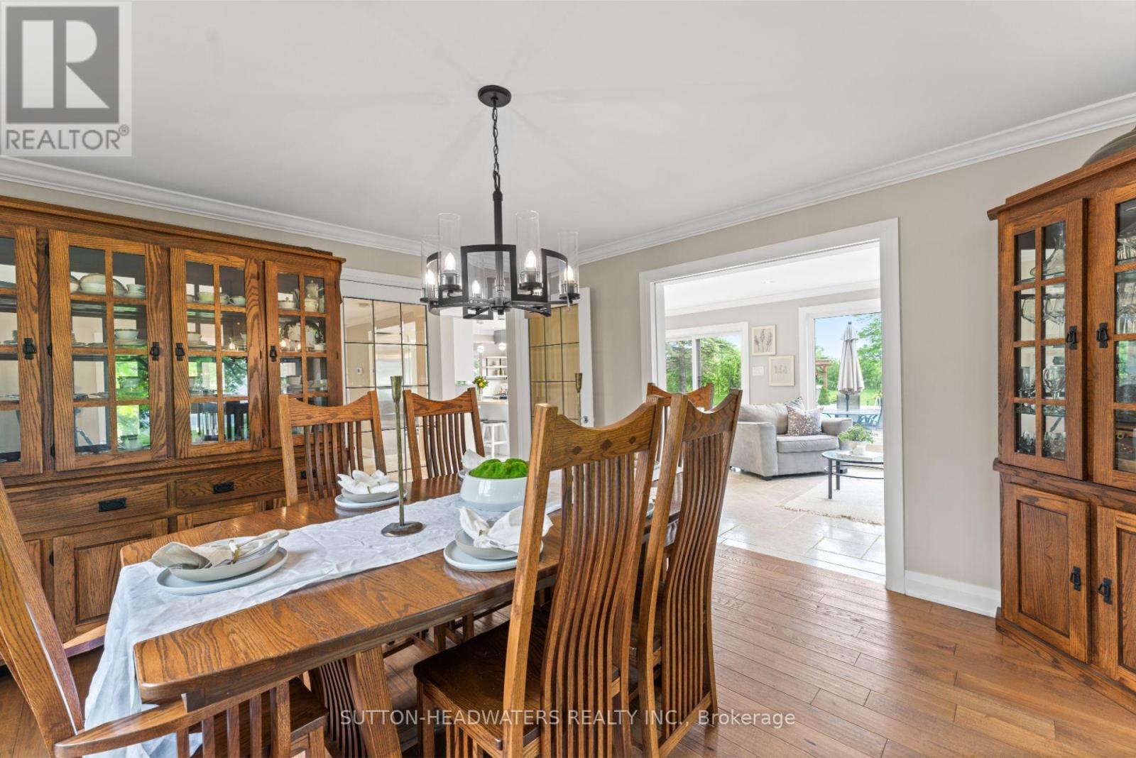 15415 Clayhill Road, Halton Hills, Ontario  L7G 4S8 - Photo 6 - W12205695
