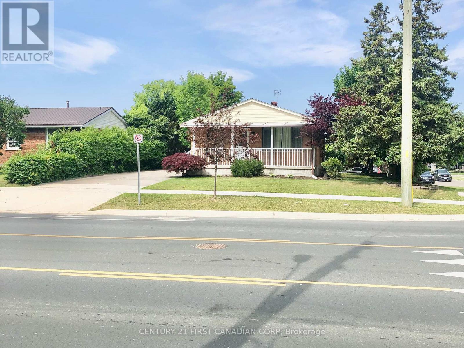 190 Fairview Avenue, St. Thomas, Ontario  N5R 5K4 - Photo 50 - X12241248