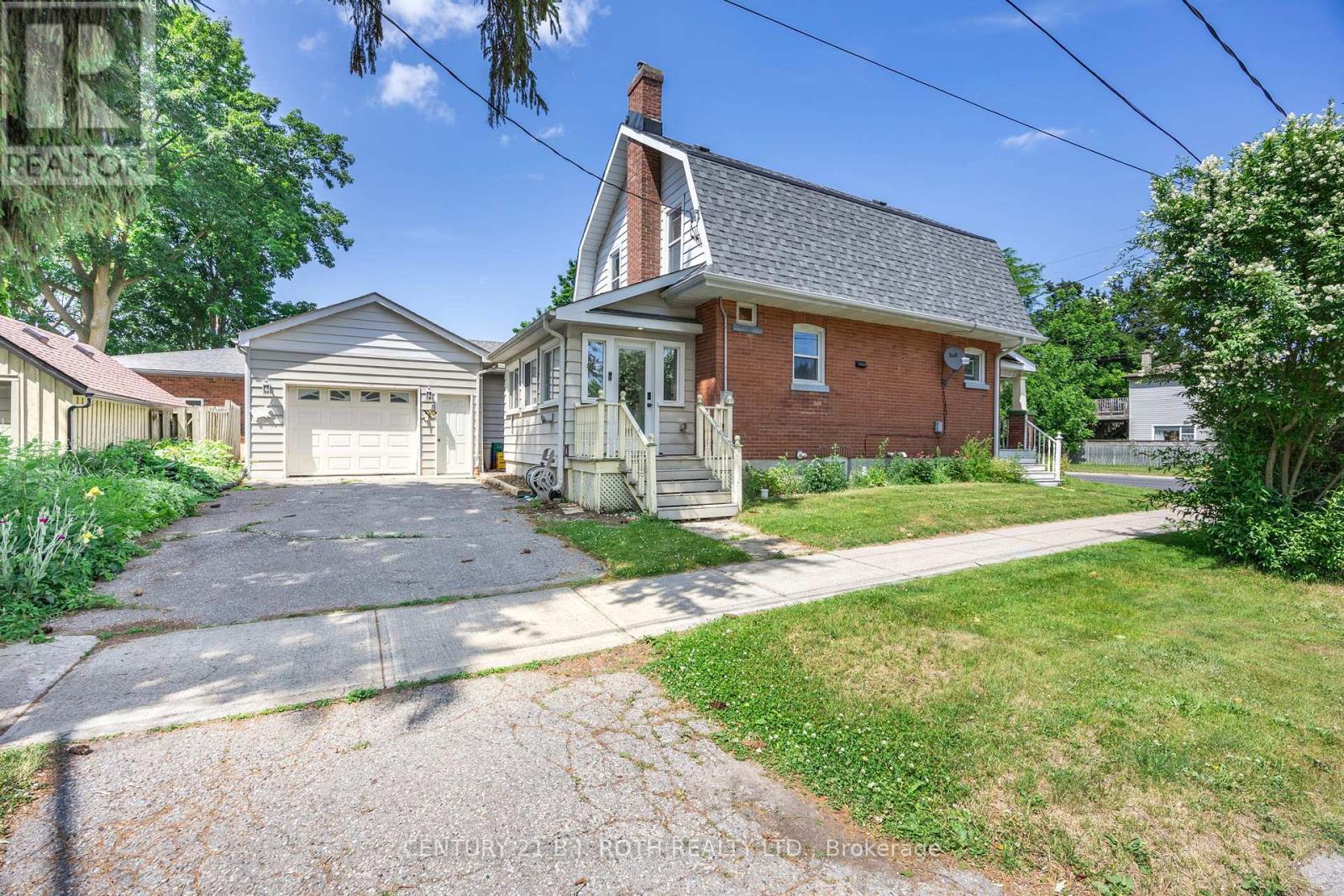 Property at 46 CHURCH STREET S image 3