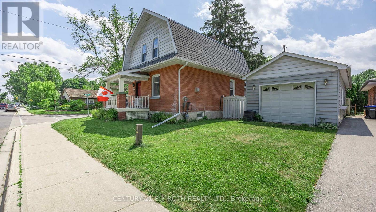 46 Church Street S, New Tecumseth, Ontario  L9R 1G9 - Photo 4 - N12241257