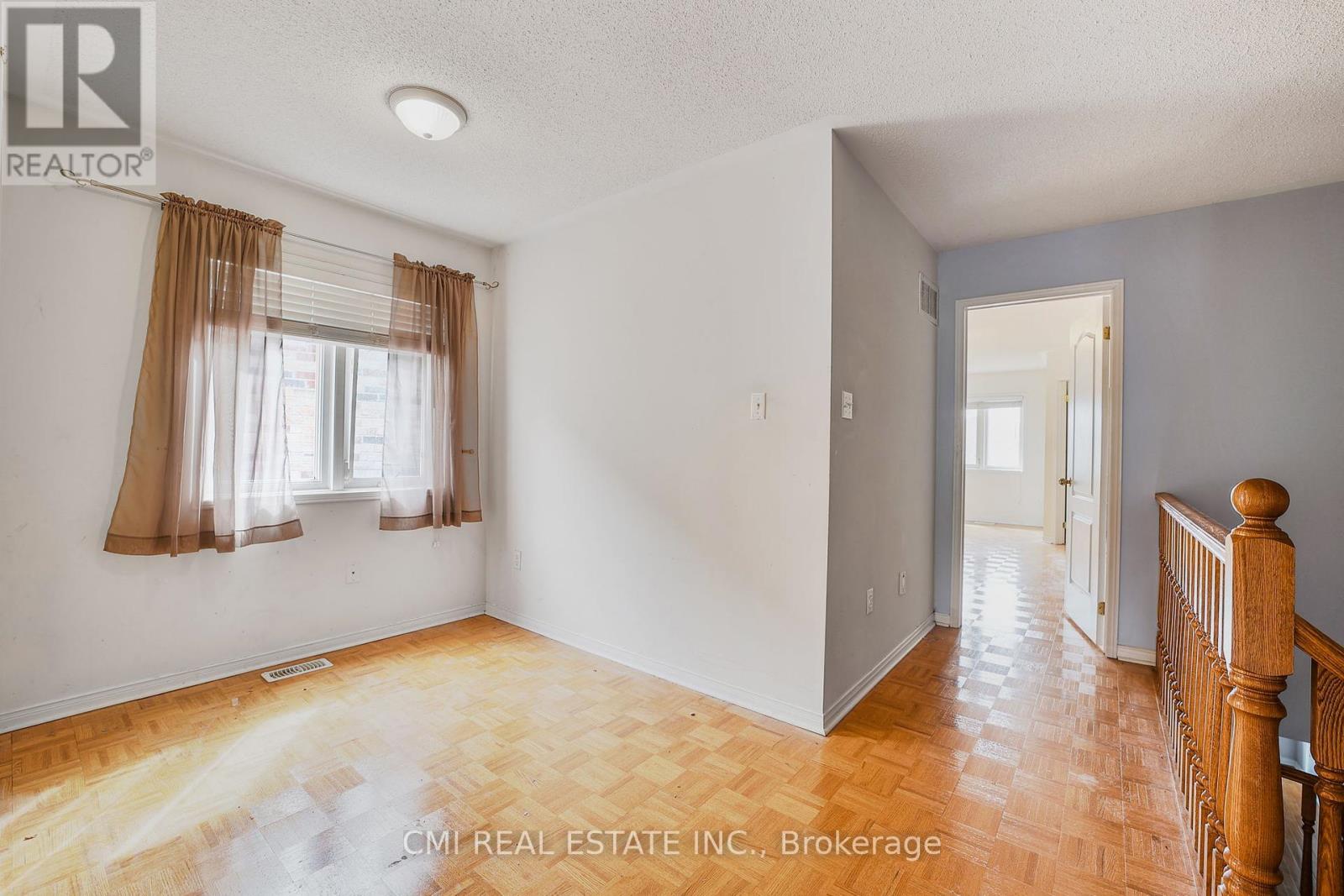 107 Venice Gate Drive, Vaughan, Ontario  L4H 0E8 - Photo 15 - N12241258
