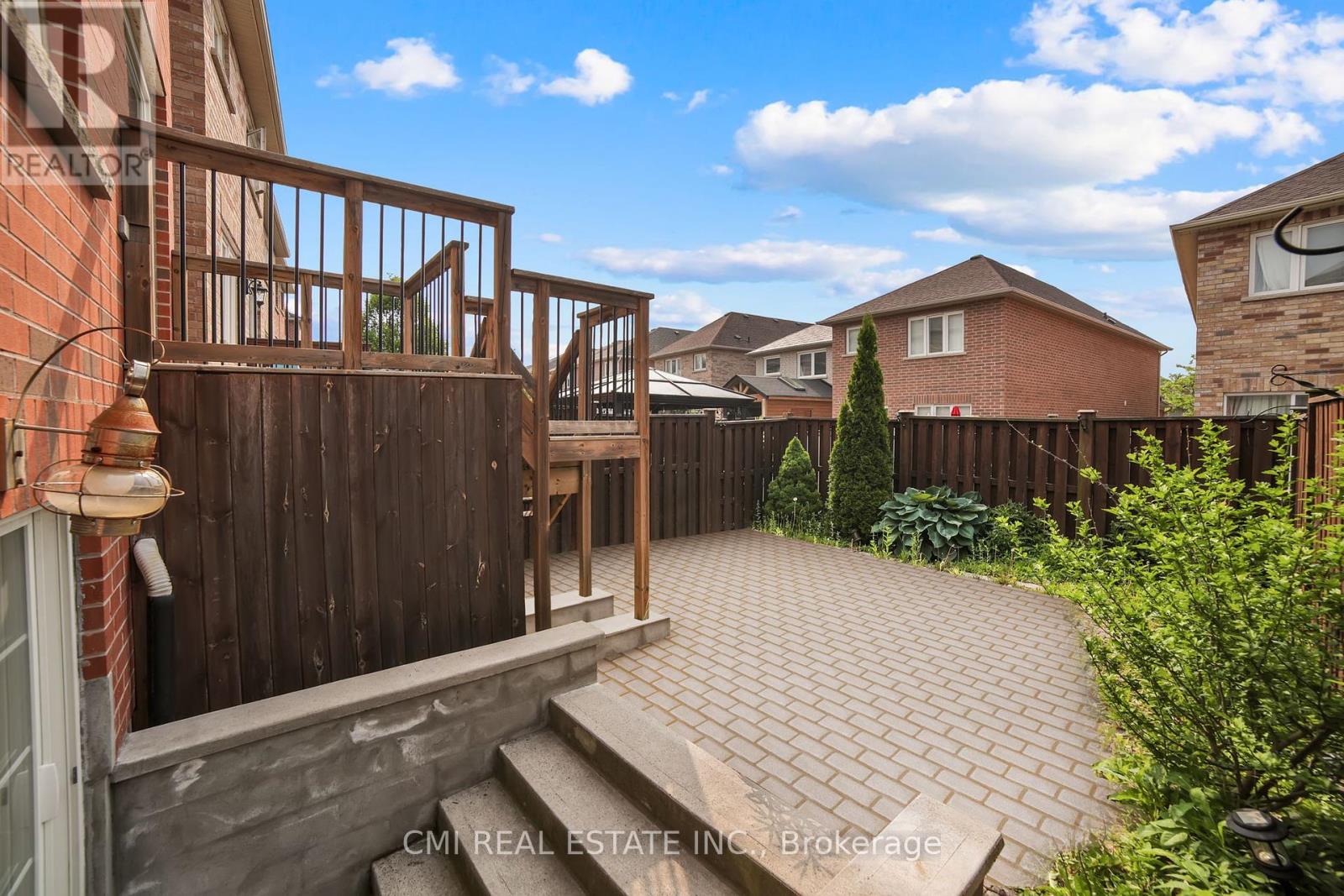 107 Venice Gate Drive, Vaughan, Ontario  L4H 0E8 - Photo 37 - N12241258