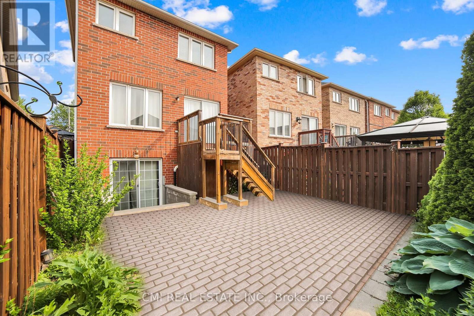 107 Venice Gate Drive, Vaughan, Ontario  L4H 0E8 - Photo 40 - N12241258