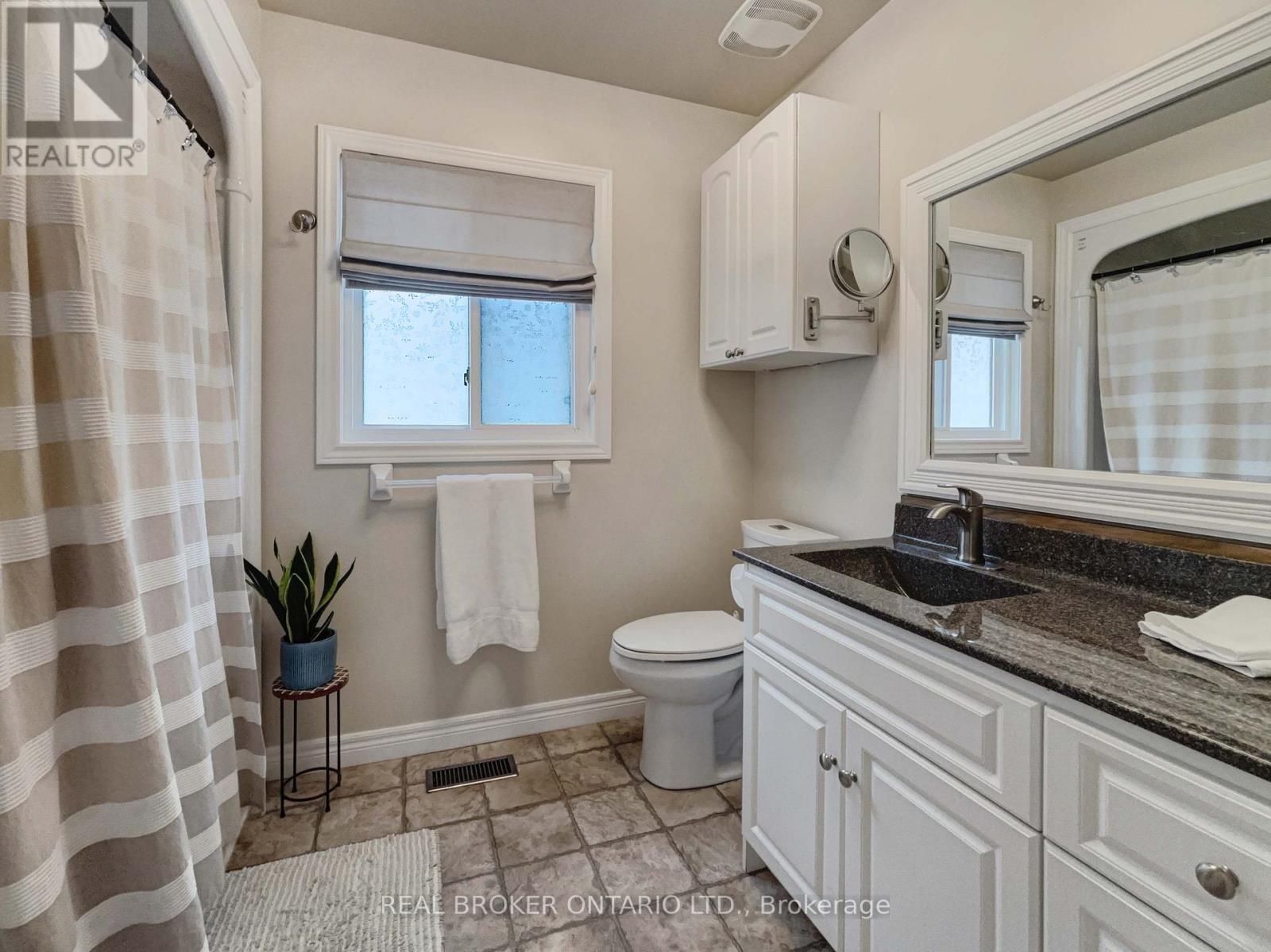18 Bricker Court, Brantford, Ontario  N3T 6R7 - Photo 25 - X12241251