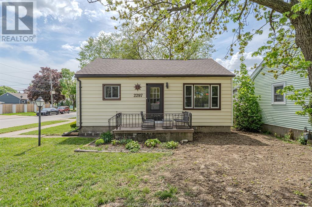 Property at 2297 PARENT image 3