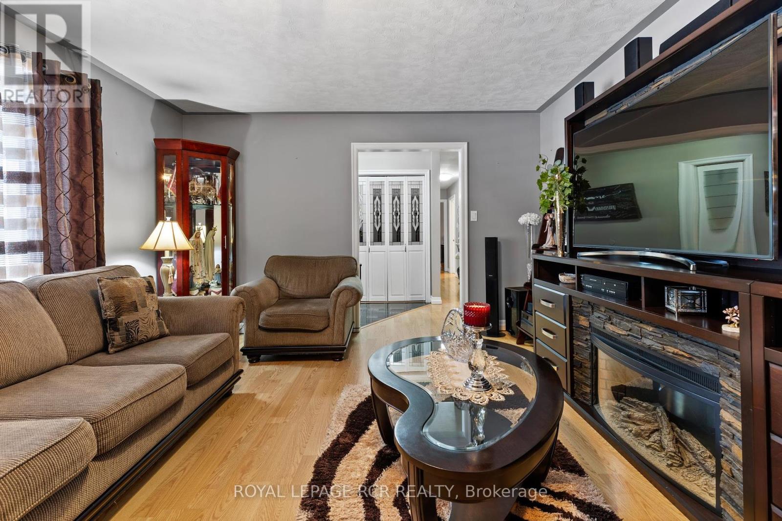 6212 Sixth Line, Centre Wellington, Ontario  N0B 1J0 - Photo 11 - X12046199