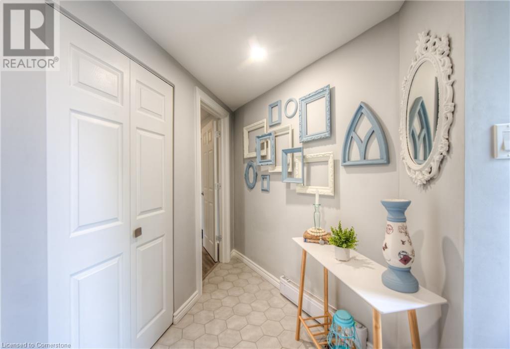 Property at 60 ELMSDALE Drive Unit# 30 image 4