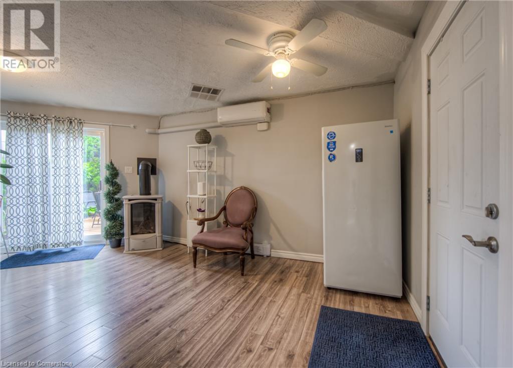 Property at 60 ELMSDALE Drive Unit# 30 image 5