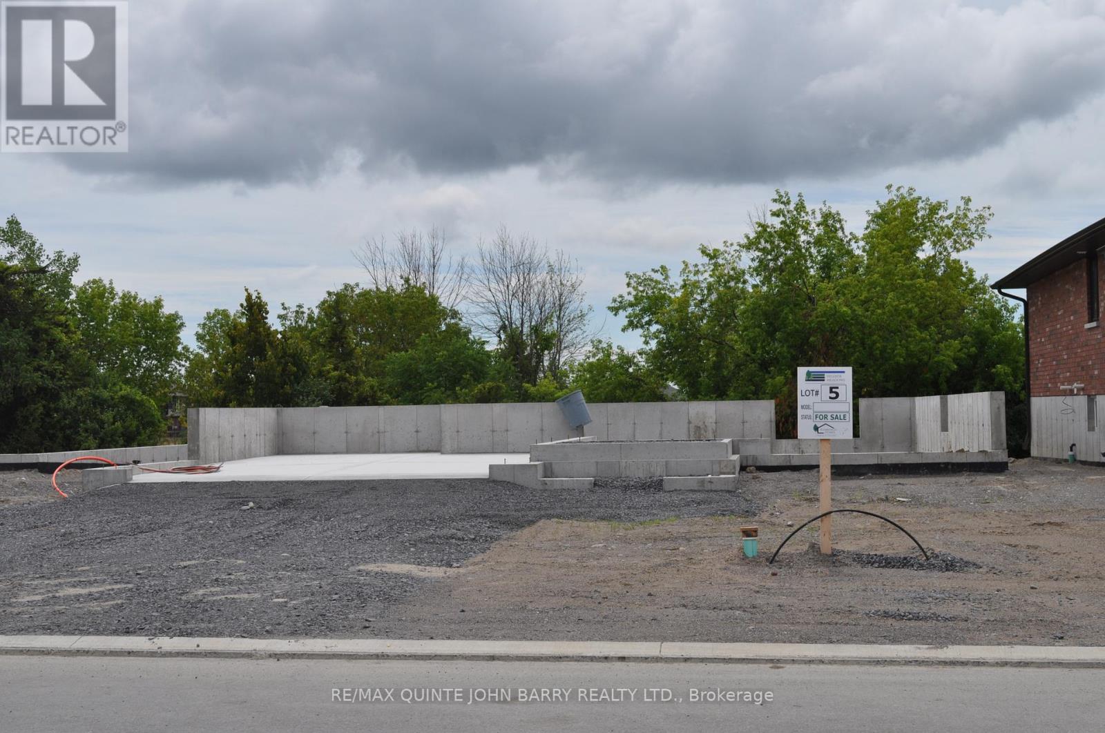 Lot 5 - 10 Parkland Circle, Quinte West (Murray Ward), Ontario  K8V 0R4 - Photo 2 - X12134460