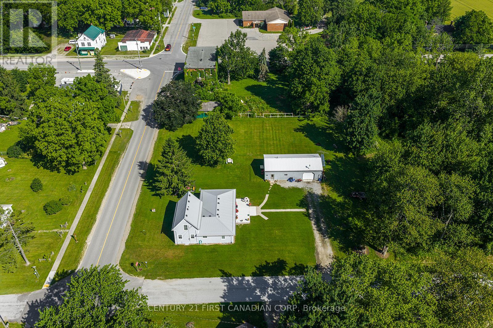 19089 Hill Road, Chatham-Kent, Ontario  N0P 1X0 - Photo 40 - X12241329
