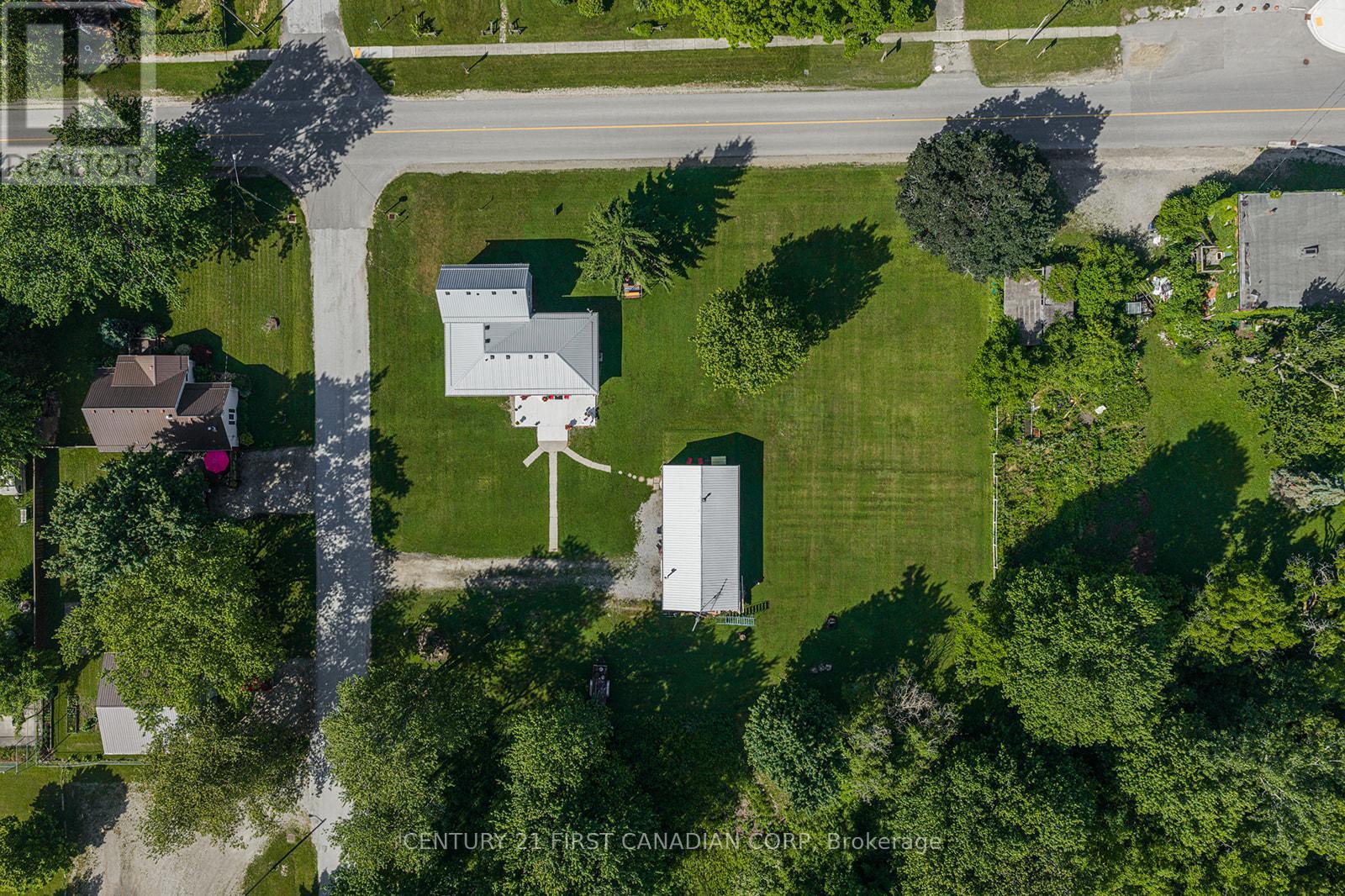 19089 Hill Road, Chatham-Kent, Ontario  N0P 1X0 - Photo 45 - X12241329