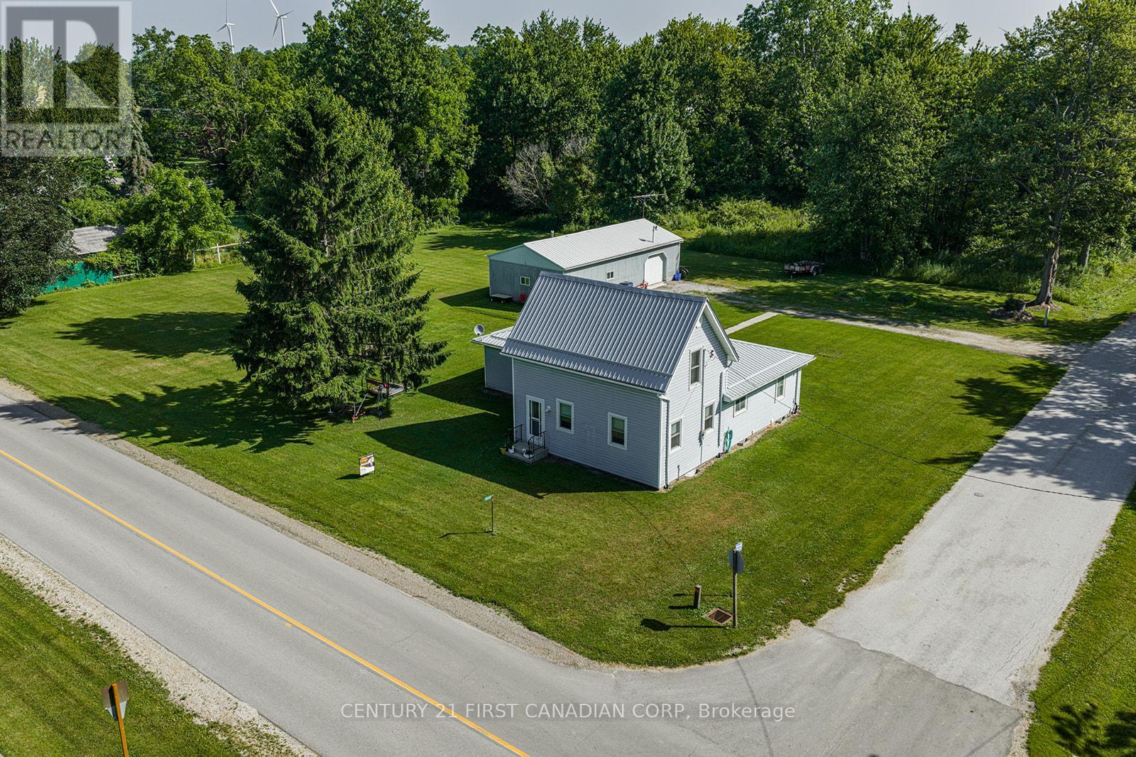 19089 Hill Road, Chatham-Kent, Ontario  N0P 1X0 - Photo 47 - X12241329