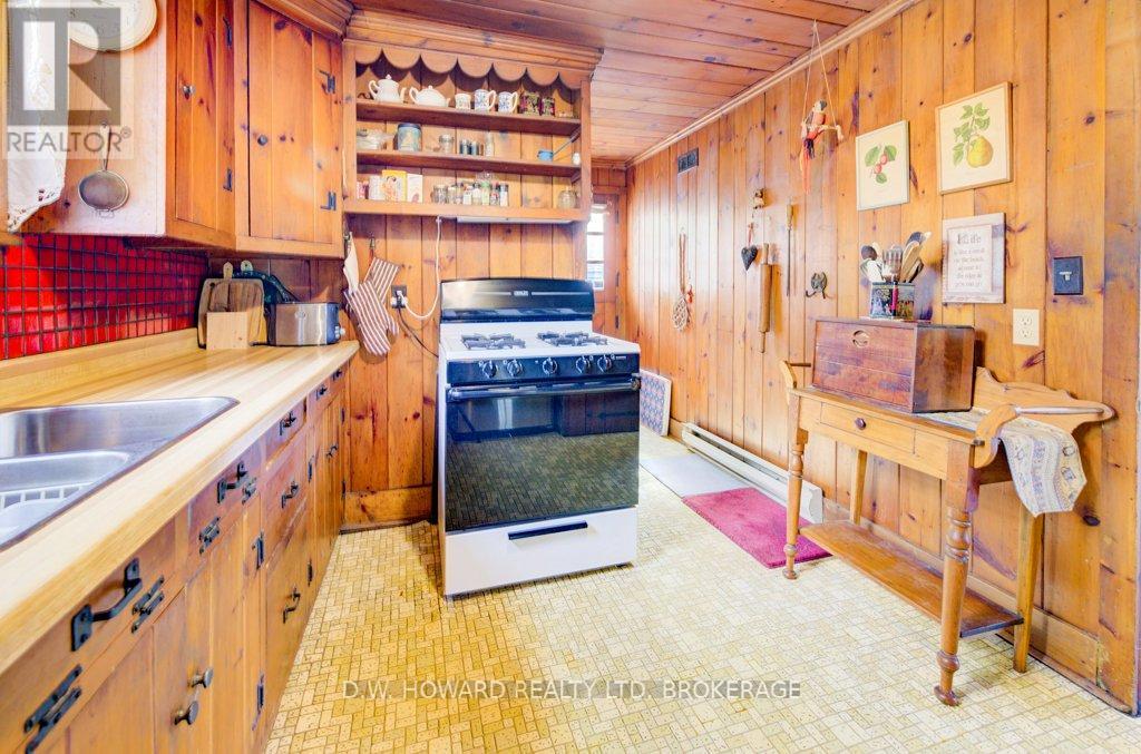 302 Beachview Avenue, Fort Erie, Ontario  L2A 4L7 - Photo 21 - X12241325