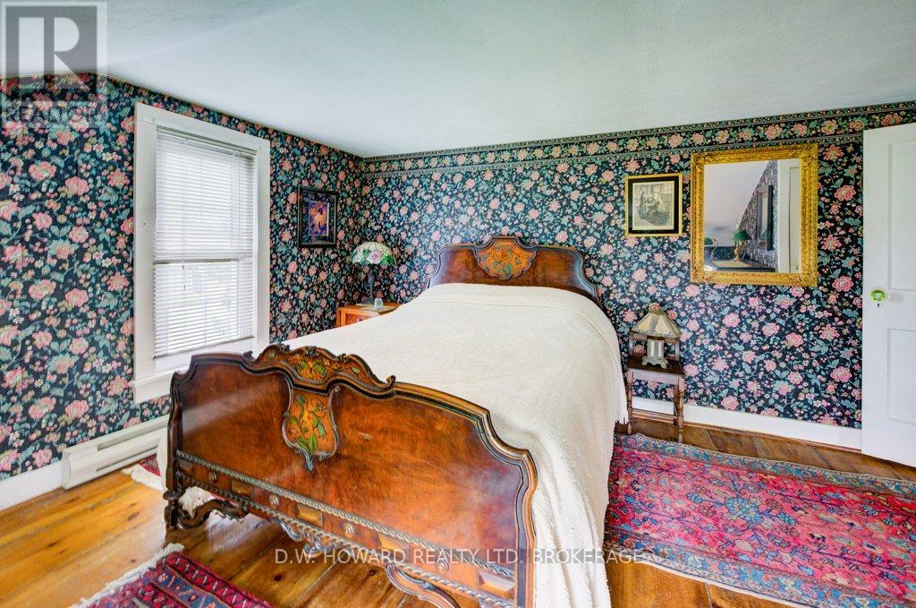 302 Beachview Avenue, Fort Erie, Ontario  L2A 4L7 - Photo 30 - X12241325