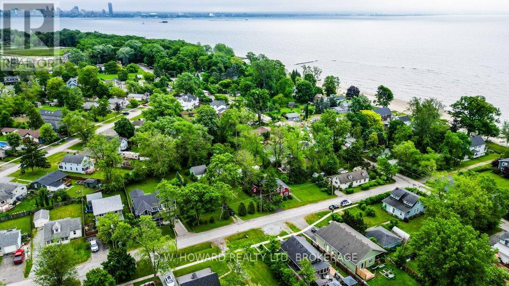 302 Beachview Avenue, Fort Erie, Ontario  L2A 4L7 - Photo 41 - X12241325