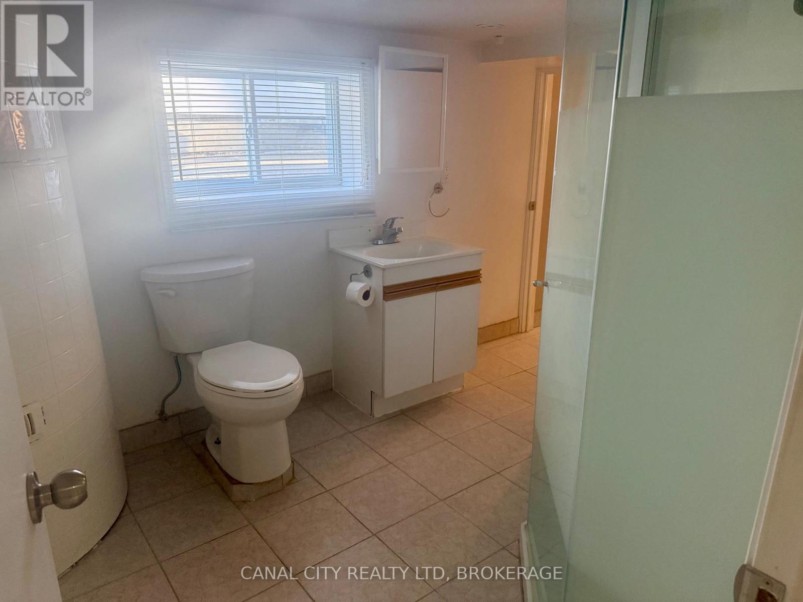 75 West Street N, Thorold, Ontario  L2V 2S4 - Photo 15 - X12239693