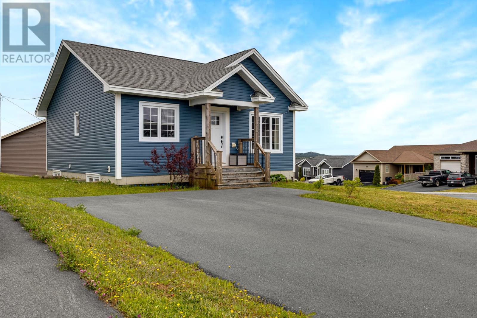 Property at 2 Trenton Drive image 3