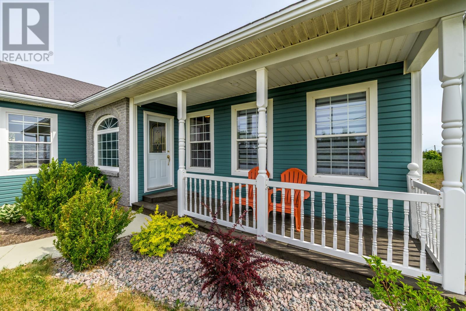 Property at 4 Nathaniel Drive image 4