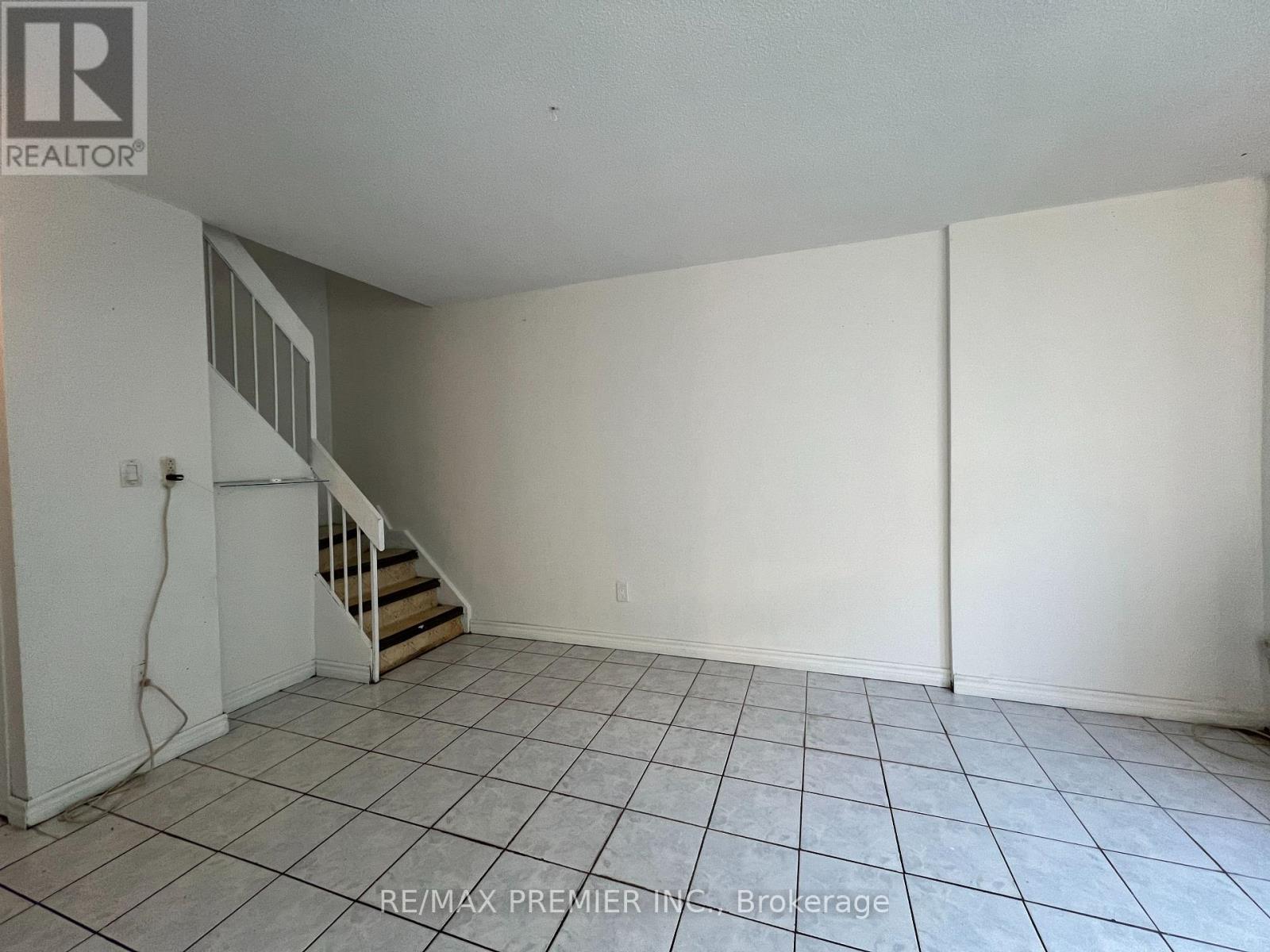 234 - 10 Eddystone Avenue, Toronto, Ontario  M3N 2T2 - Photo 3 - W12241328