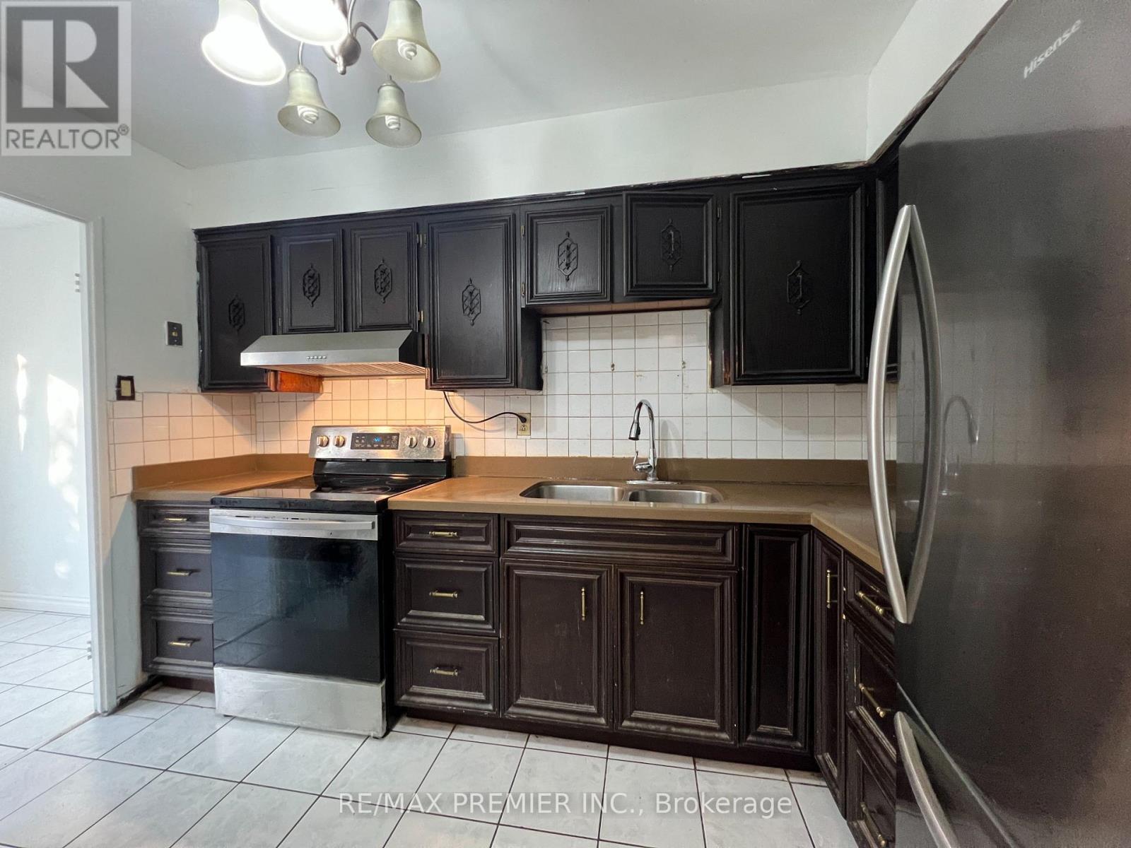 234 - 10 Eddystone Avenue, Toronto, Ontario  M3N 2T2 - Photo 4 - W12241328