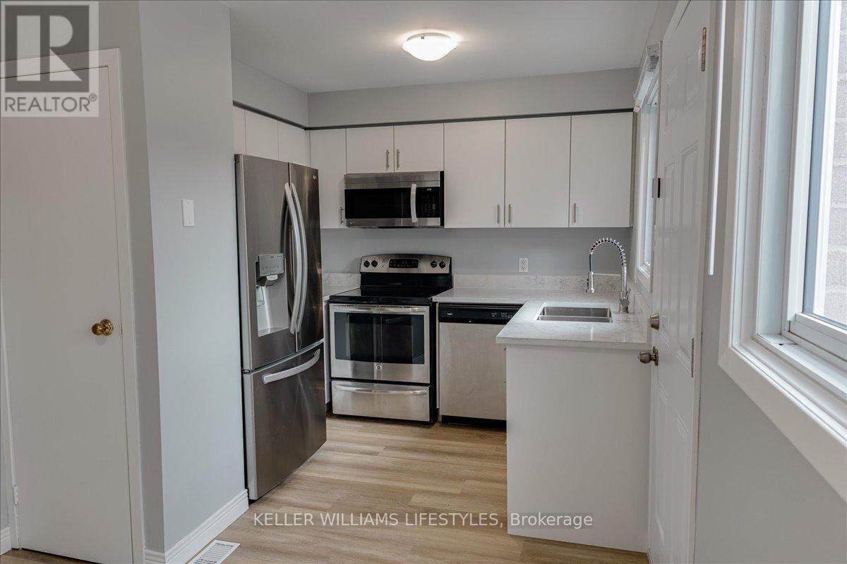 15 - 1430 Jalna Boulevard, London South, Ontario  N6E 3C1 - Photo 14 - X12241339