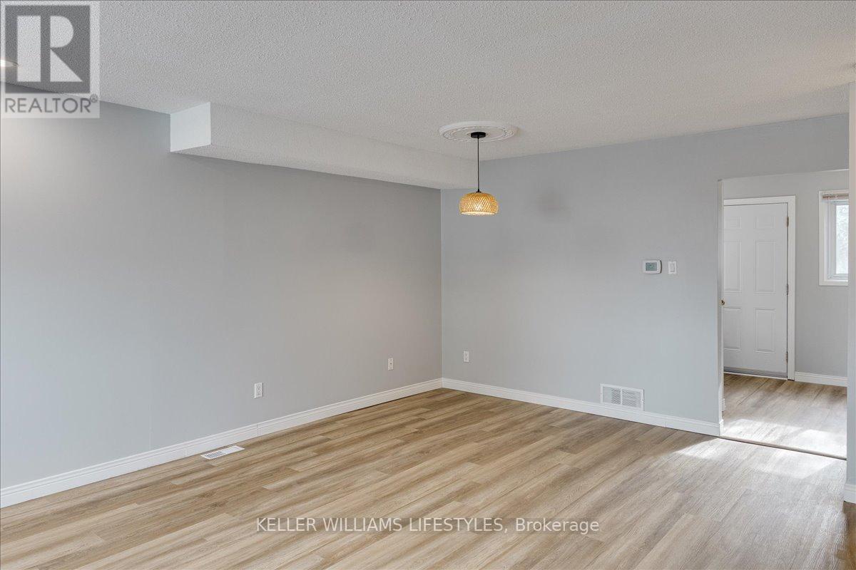 15 - 1430 Jalna Boulevard, London South, Ontario  N6E 3C1 - Photo 7 - X12241339