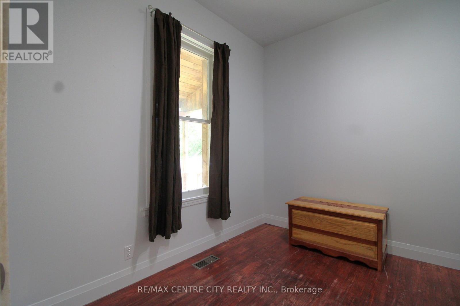 28 Maple Street, St. Thomas, Ontario  N5R 1Y9 - Photo 17 - X12241384