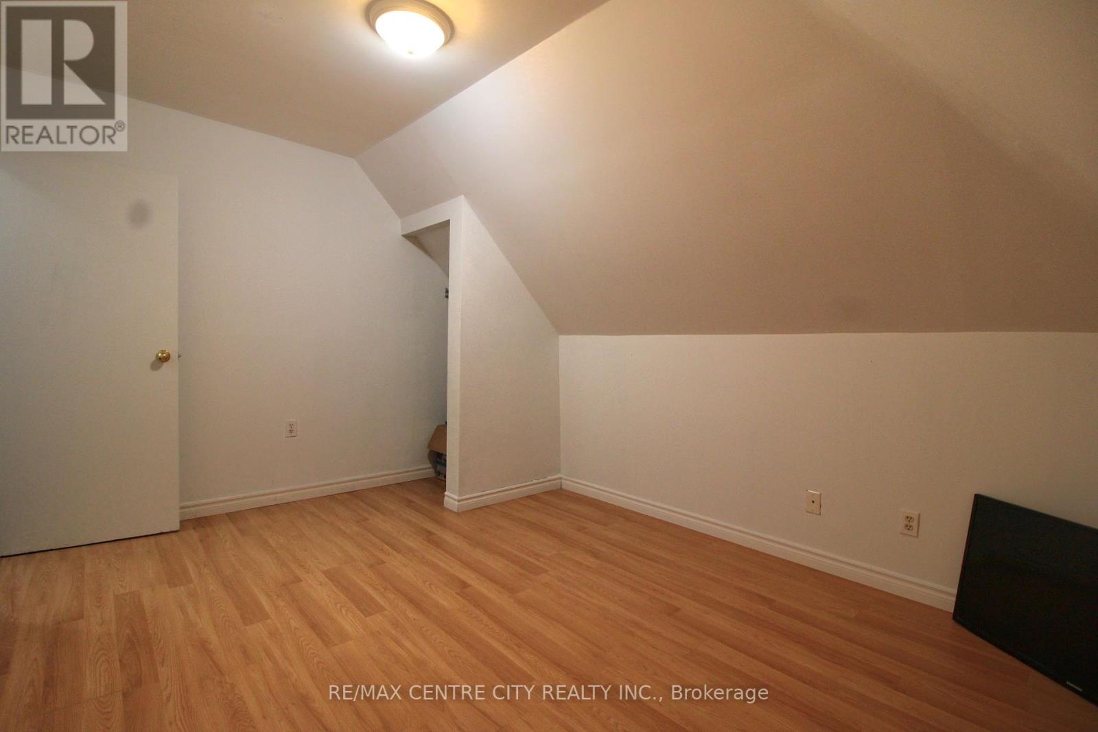 28 Maple Street, St. Thomas, Ontario  N5R 1Y9 - Photo 20 - X12241384