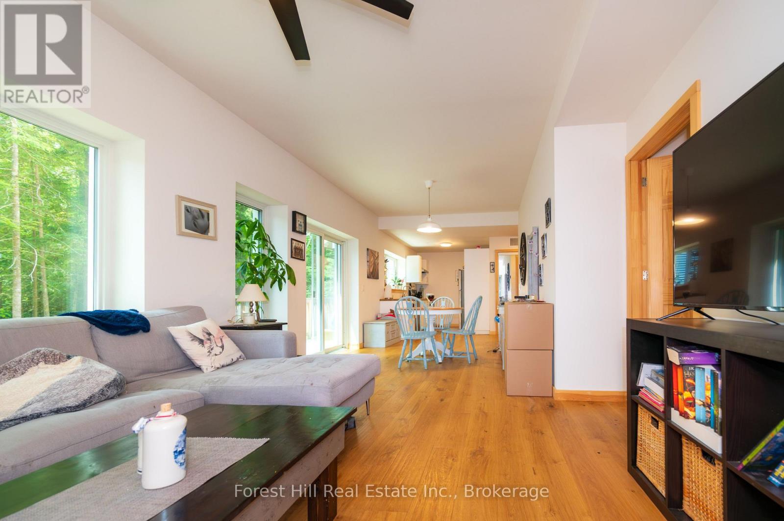 2776 Muskoka Rd 117 Road S, Lake Of Bays (Mclean), Ontario  P0B 1A0 - Photo 25 - X12236749