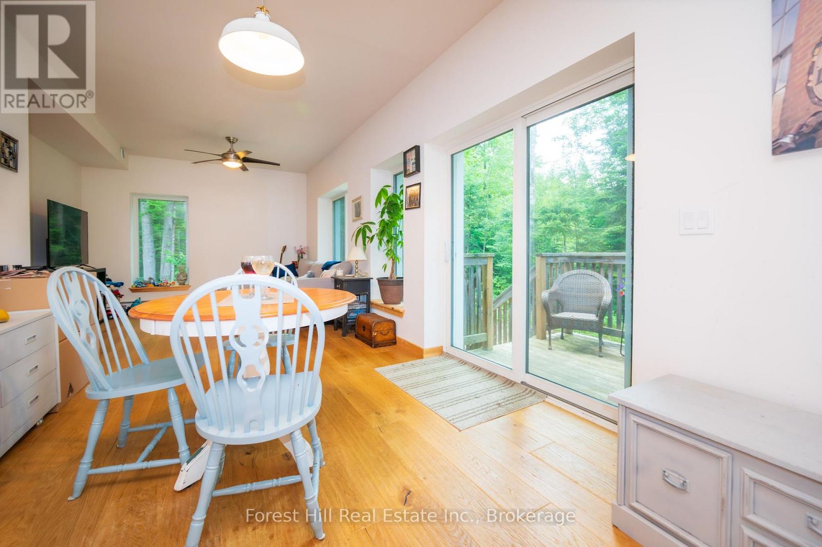 2776 Muskoka Rd 117 Road S, Lake Of Bays (Mclean), Ontario  P0B 1A0 - Photo 28 - X12236749