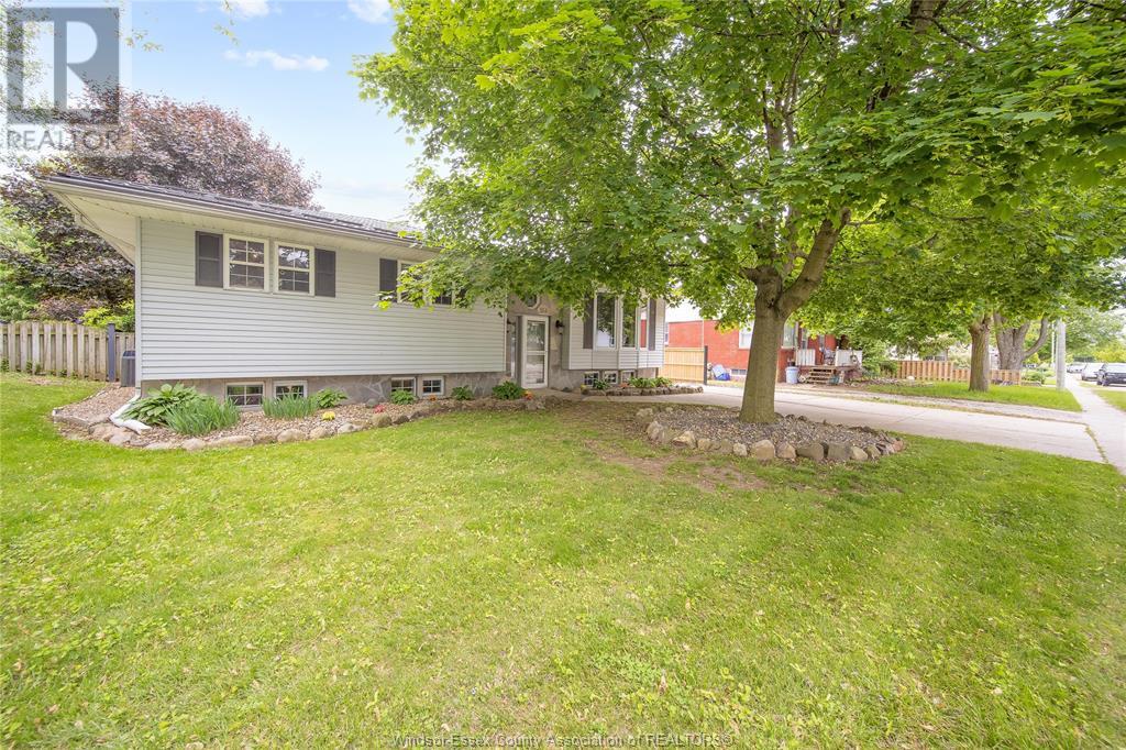 164 Munger Avenue, Harrow, Ontario  N0R 1G0 - Photo 4 - 25015940