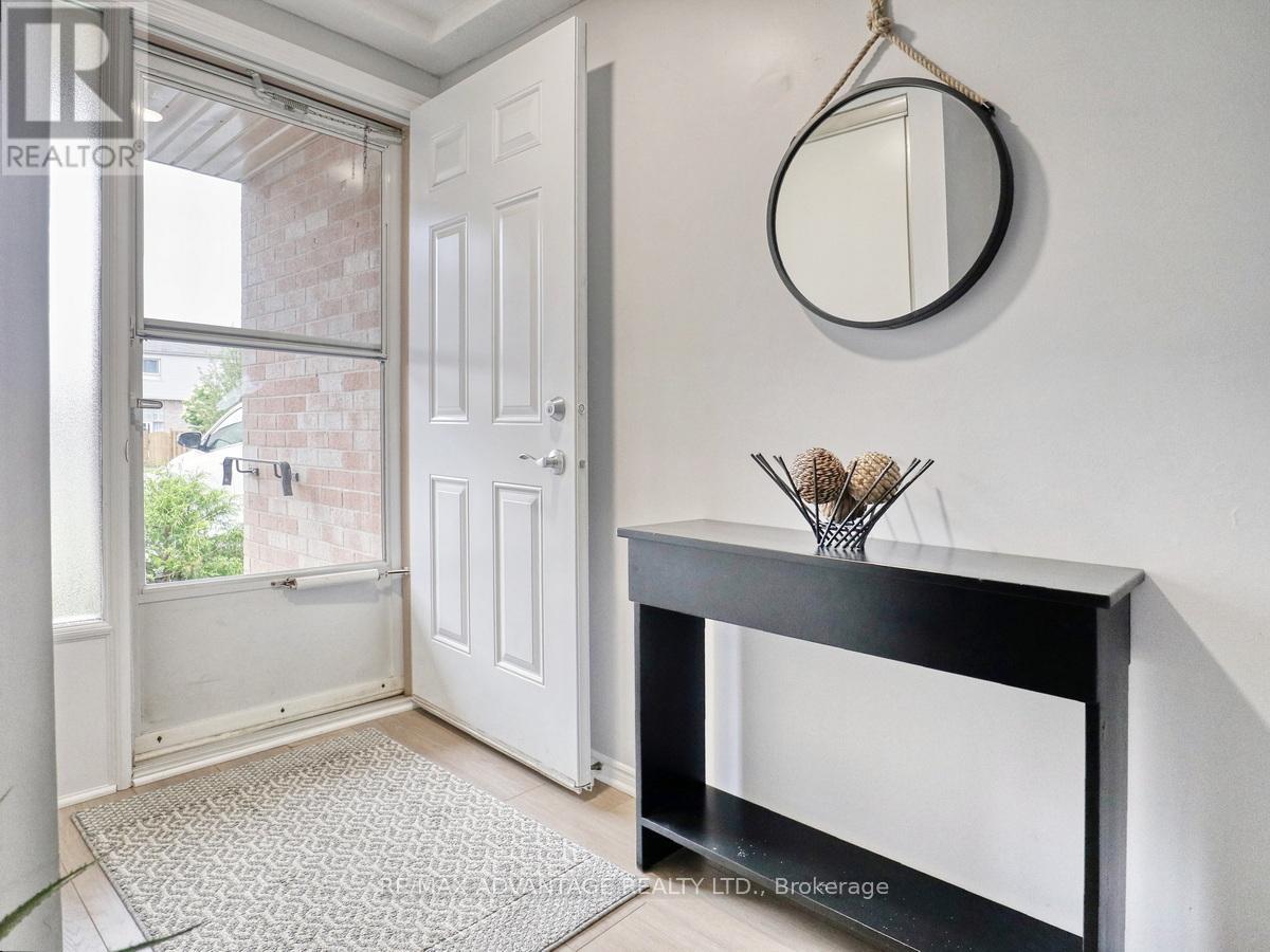 Property at 1214 LIMBERLOST ROAD image 3