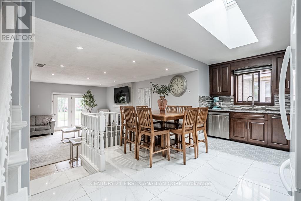 169 Ashley Crescent, London South, Ontario  N6E 3P9 - Photo 21 - X12241493