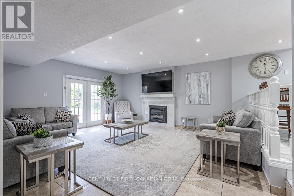 169 Ashley Crescent, London South, Ontario  N6E 3P9 - Photo 30 - X12241493