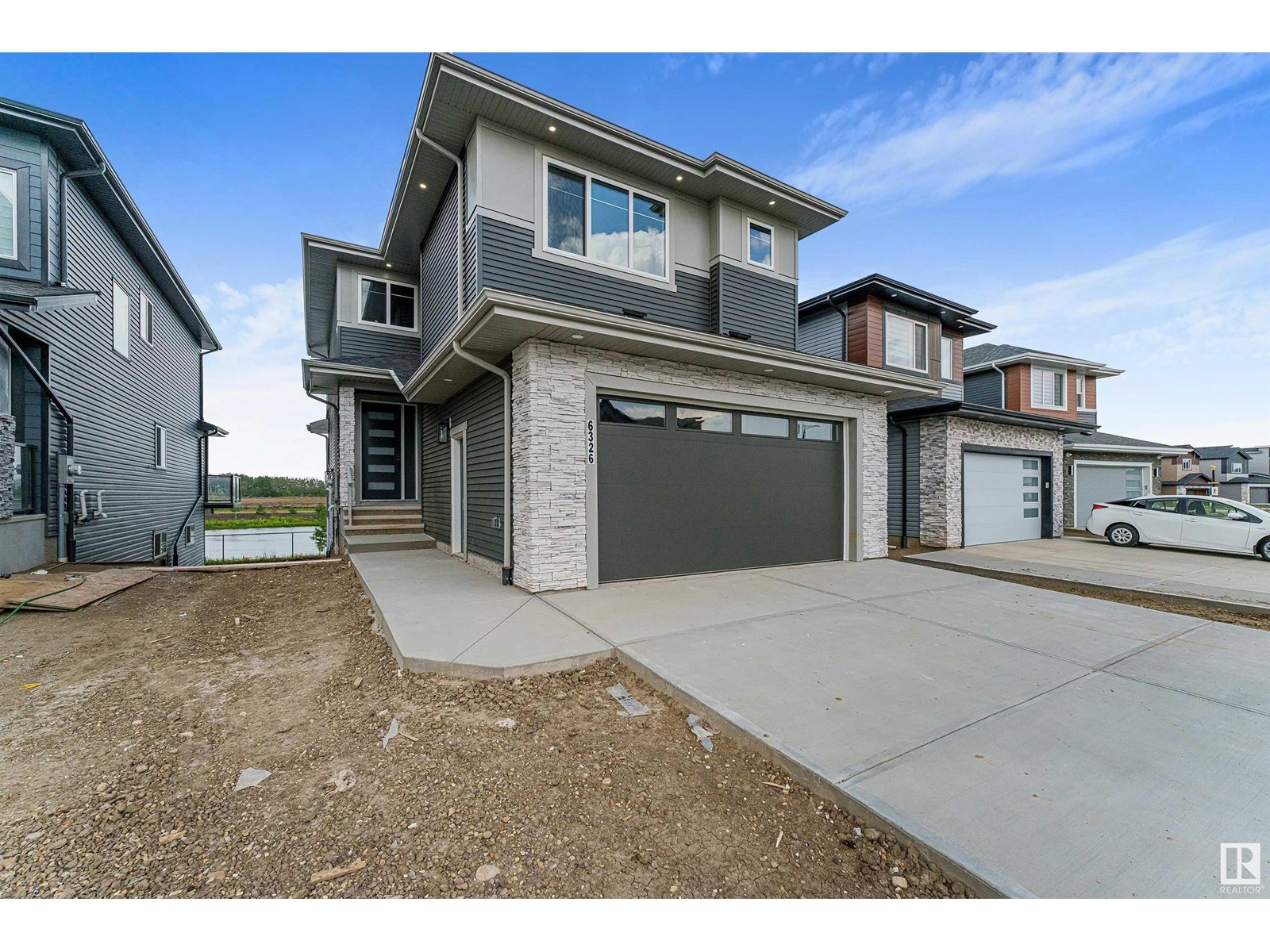 Property at 6326 17 ST image 3